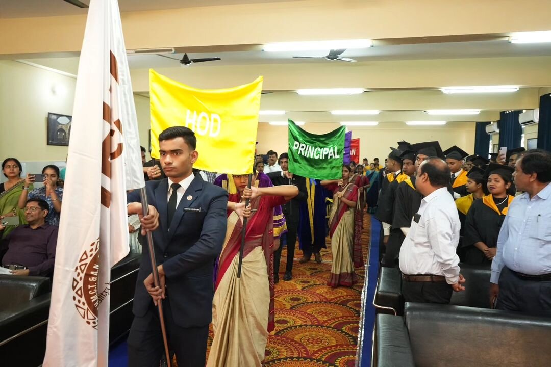 Graduation_Ceremony_24_(2).jpg IHM Ranchi